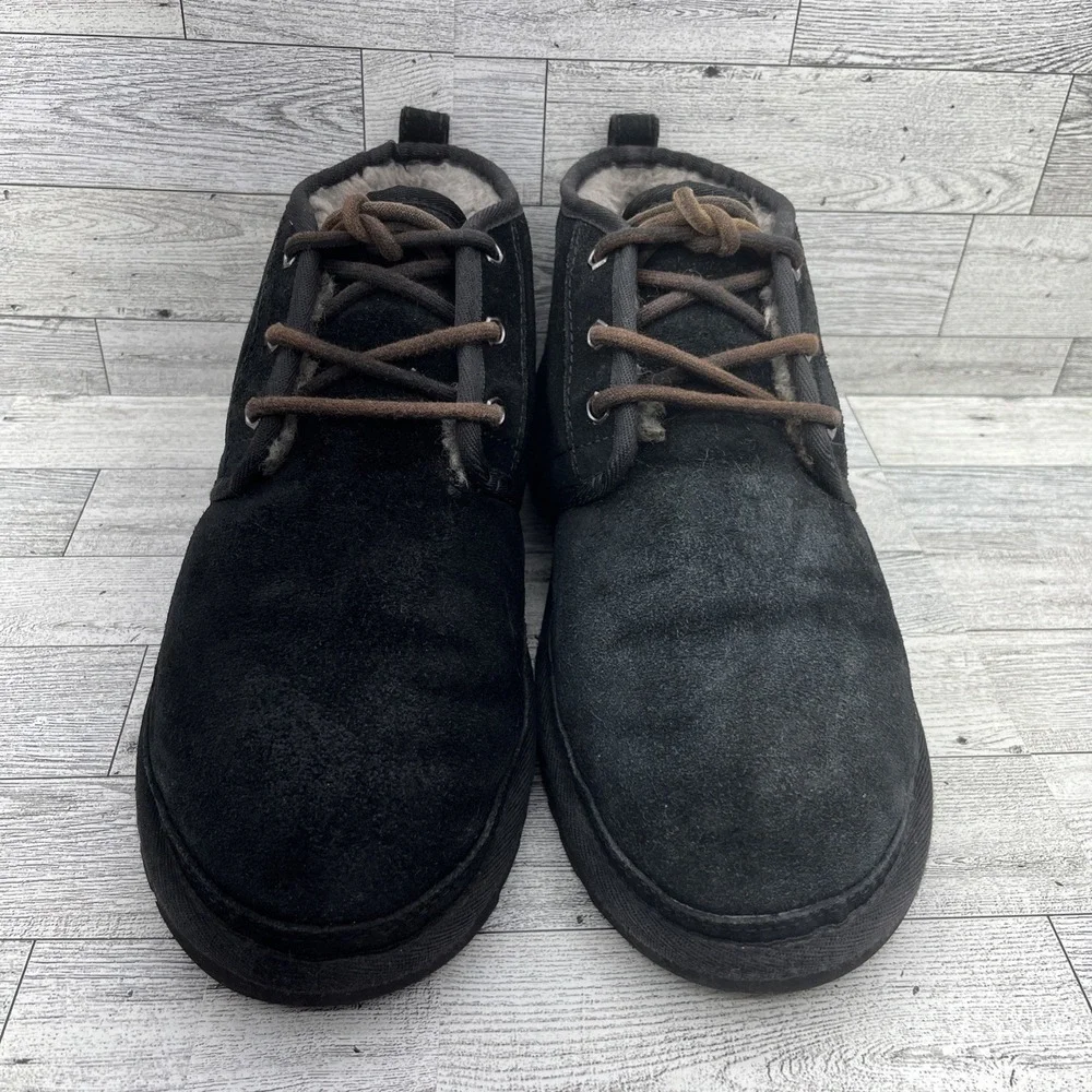 UGG Neumel Black Suede Shearling‎ Lace Up Chukka Boots Men Size 9